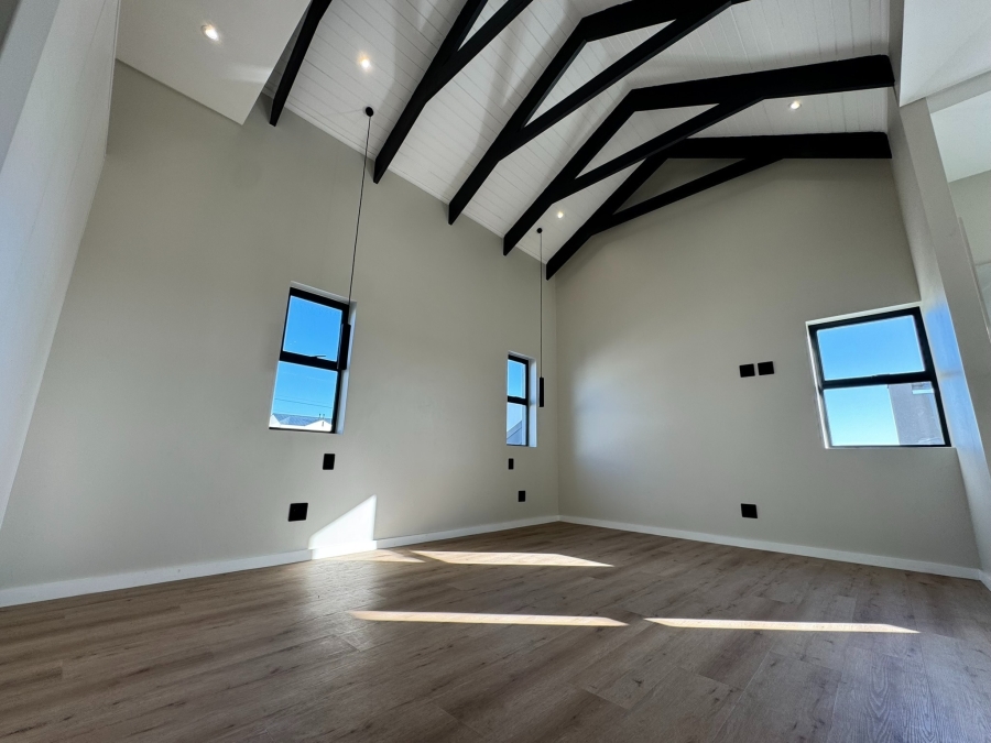 3 Bedroom Property for Sale in Sandown Western Cape